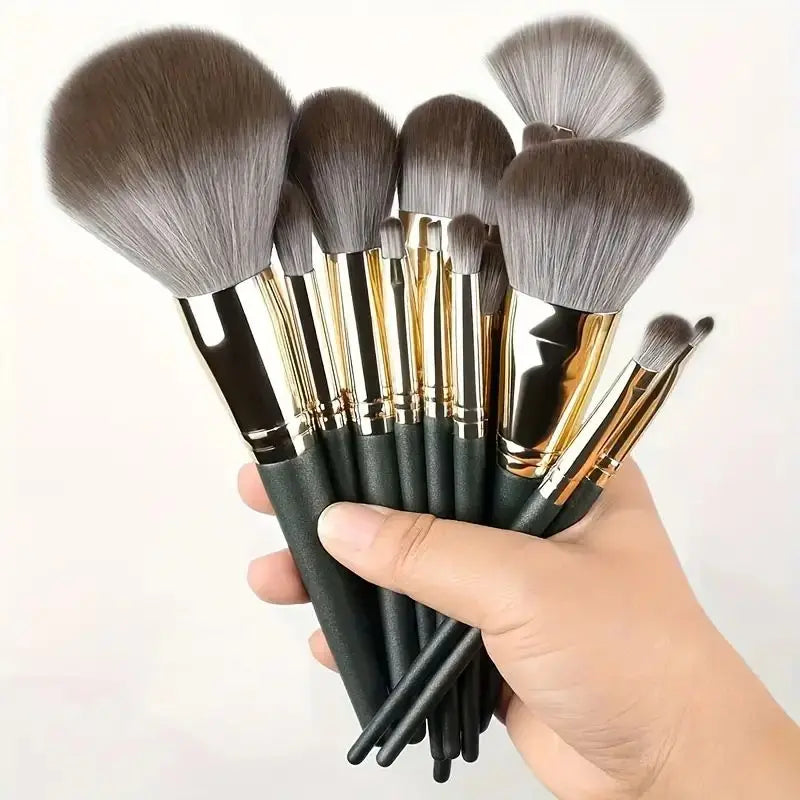 Professional Makeup Brush Set – Soft Fluffy Face & Eye Tools