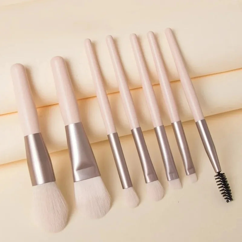 8-Piece Professional Makeup Brush Set – Face & Eye Tools